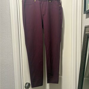 Maroon leggings
